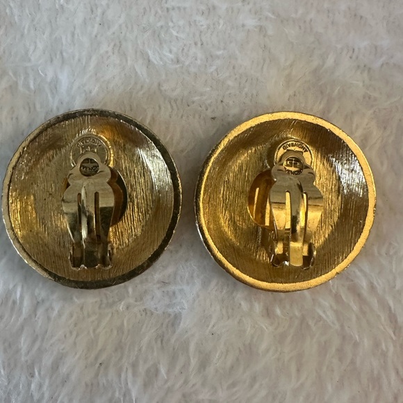 Vintage Givenchy Clip On Earrings - Picture 3 of 7
